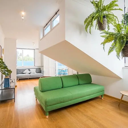 Apartmán Downtown With Balcony And Parking *