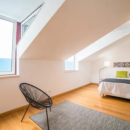 Apartment Downtown With Balcony And Parking
